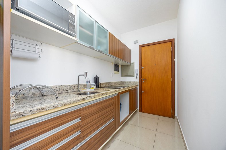 Apartamento finamente decorado, no Centro de Curitiba, até 2